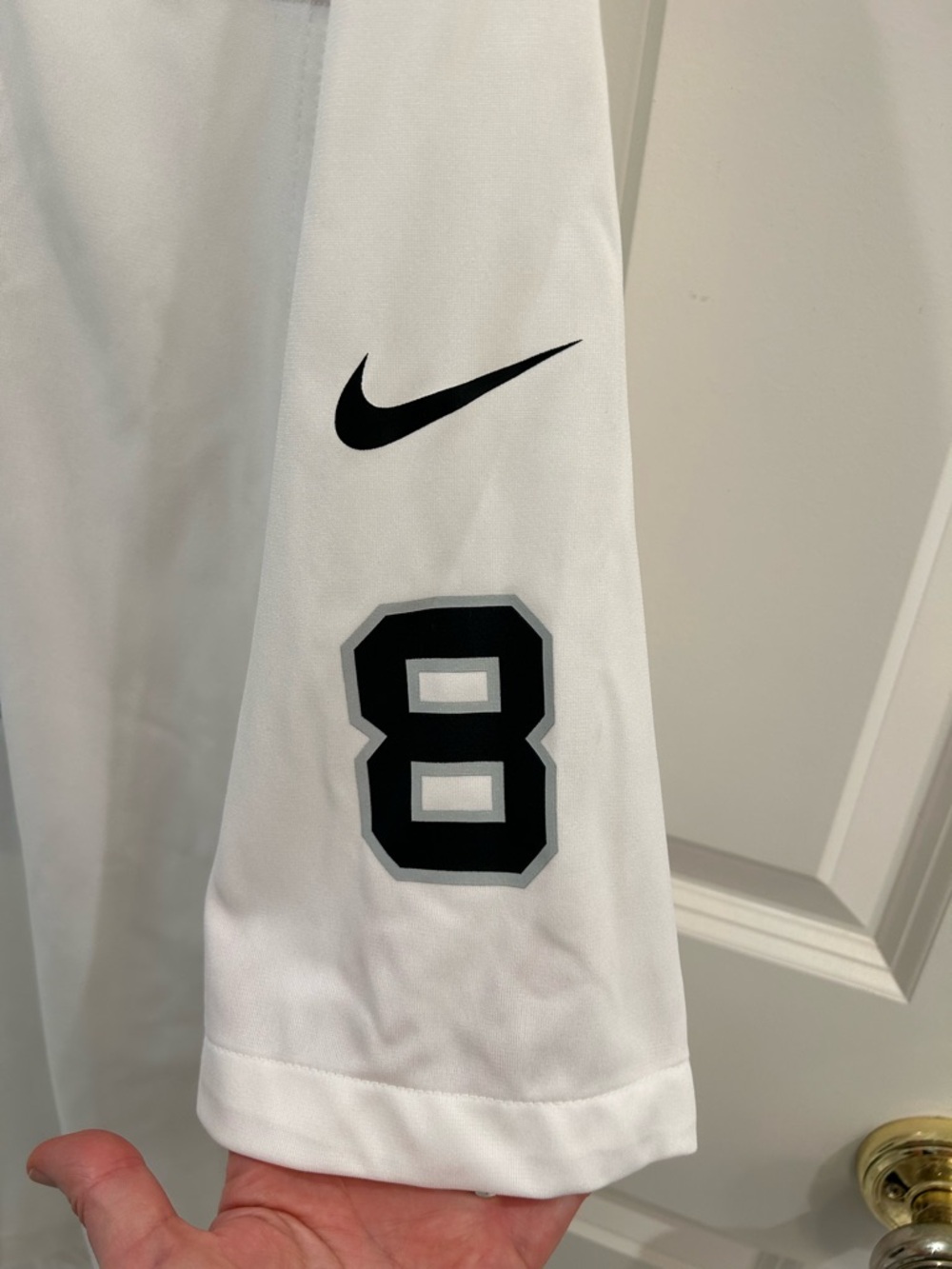 NWT Nike Las Vegas Raiders Josh Jacobs #8 On-Field Jersey - Men's Large - White - Picture 4 of 12